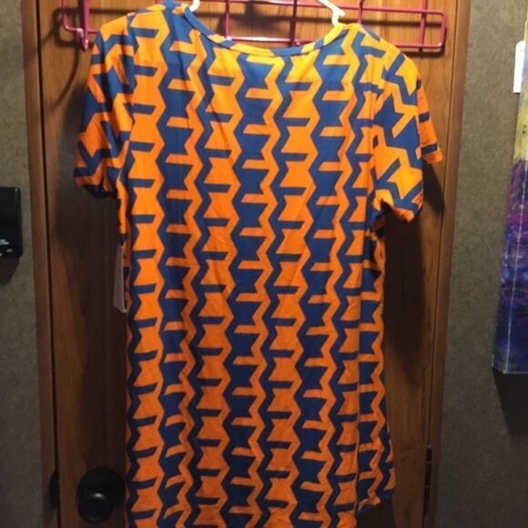 NWT. LuLaRoe Brand Women’s S/STee Sz. S - Picture 5 of 8